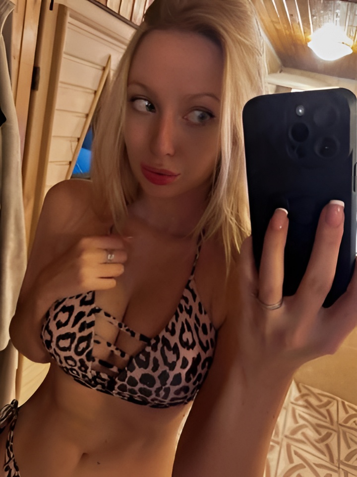 Сабина привлекальеная девушка из Долгопрудного цена от 4000 руб