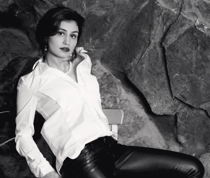 Оленька привлекальеная девушка из Долгопрудного цена от 3500 руб