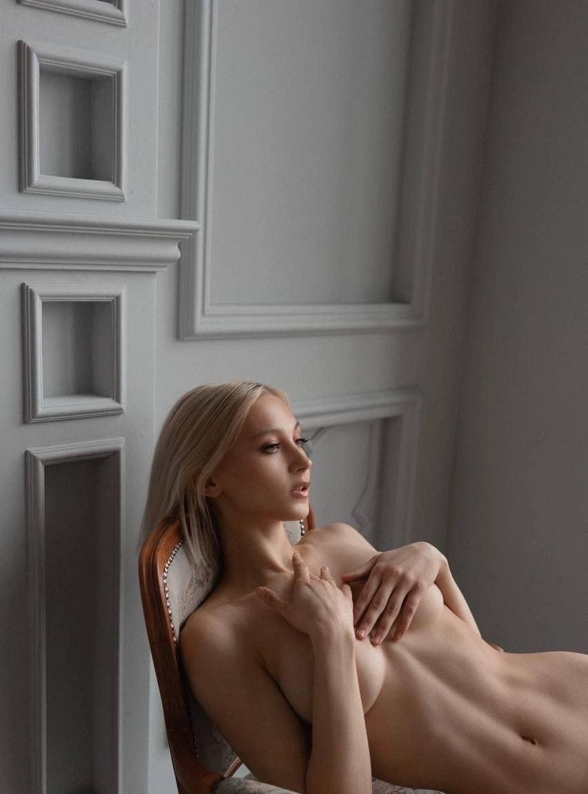 Уля привлекальеная девушка из Долгопрудного цена от 4000 руб