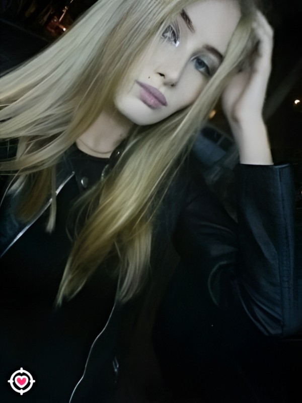 Олечка привлекательная девушка из Долгопрудного цена от 1500 руб