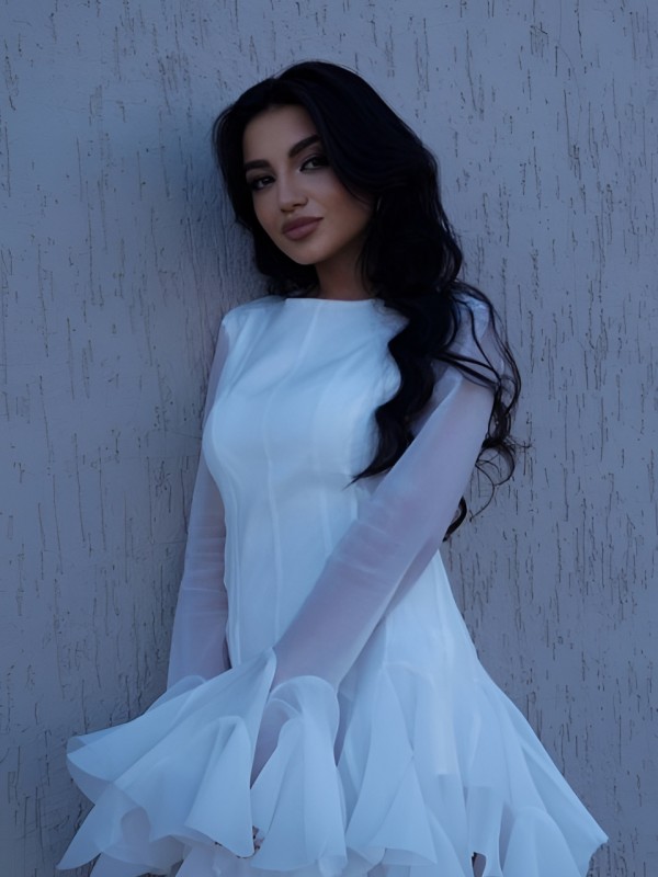 Агата привлекательная девушка из Долгопрудного цена от 2500 руб